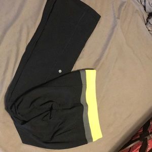 Lululemon yoga pants size 6long